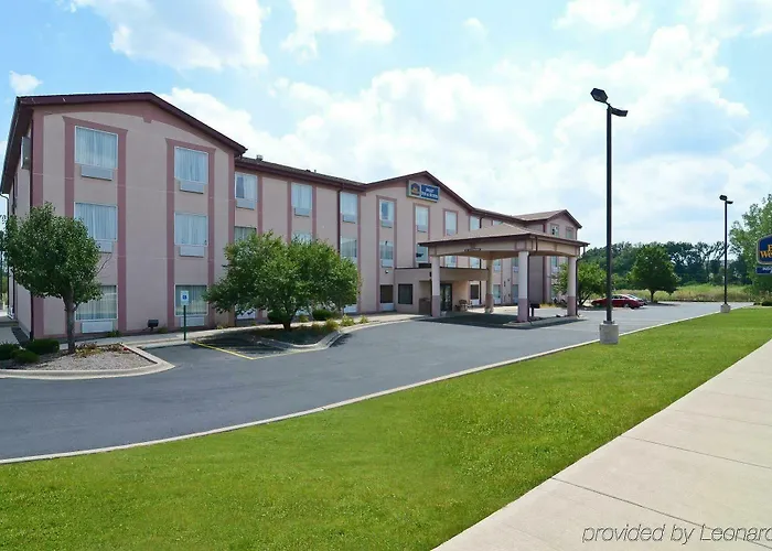 Western & Hotel 3*